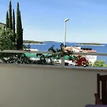 Laguna 2 Fuer 4 Personen By Interhome * Primošten