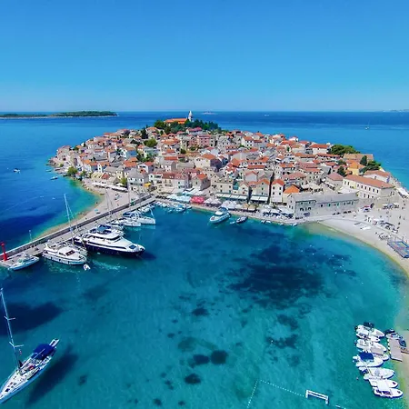 Laguna 2 Fuer 4 Personen By Interhome * Primosten