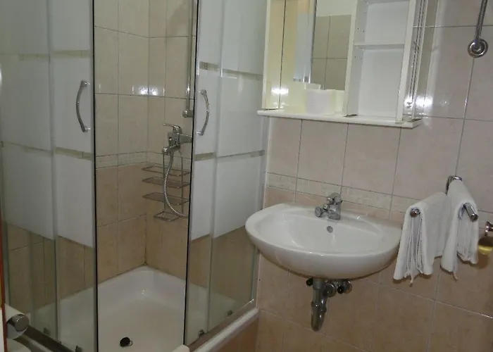 Laguna 2 Fuer 4 Personen By Interhome *